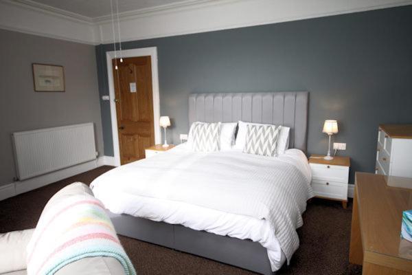 Leahurst Bed And Breakfast Tywyn Bagian luar foto