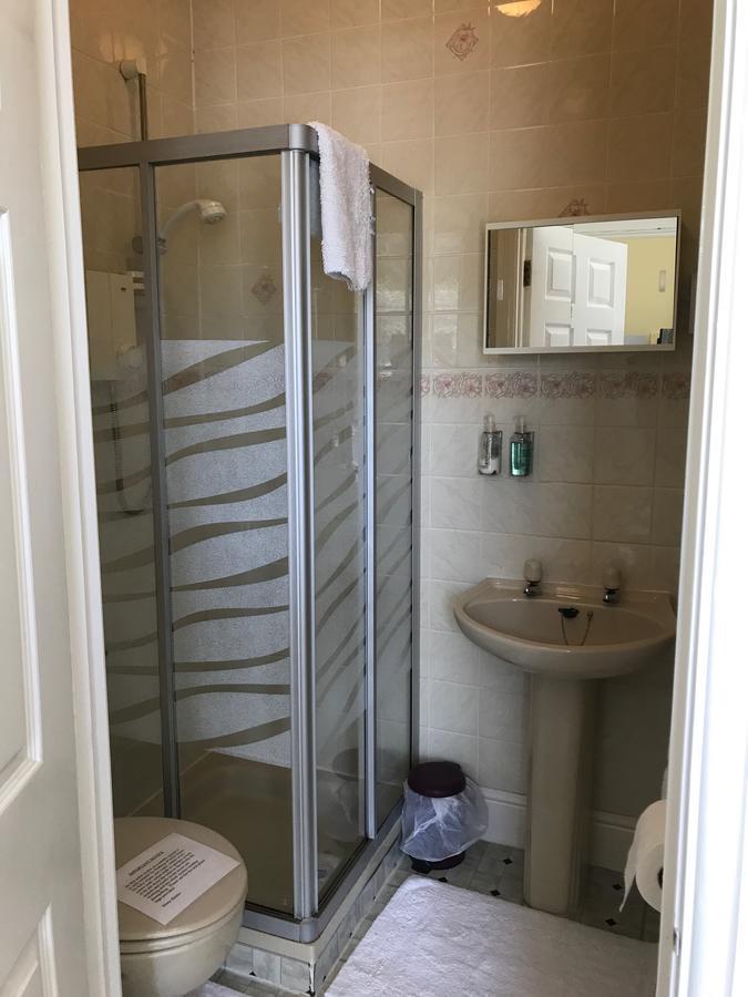 Leahurst Bed And Breakfast Tywyn Bagian luar foto